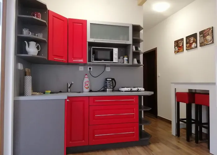 Aranka Apartment *